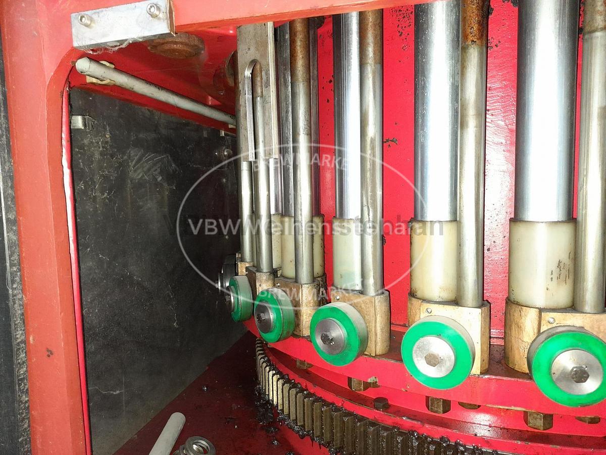 Used Bottle filler and capper