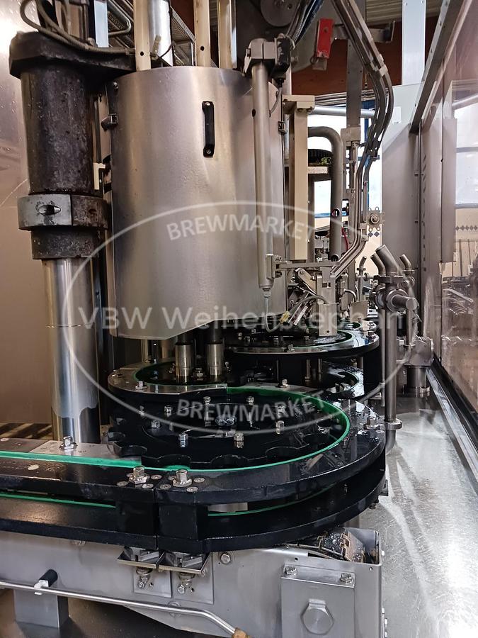 Used labeling machine