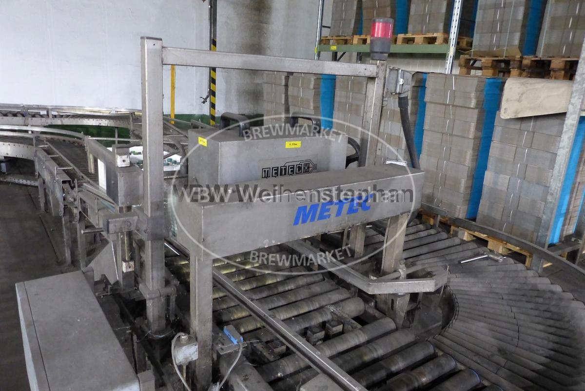 Used empty crate inspection