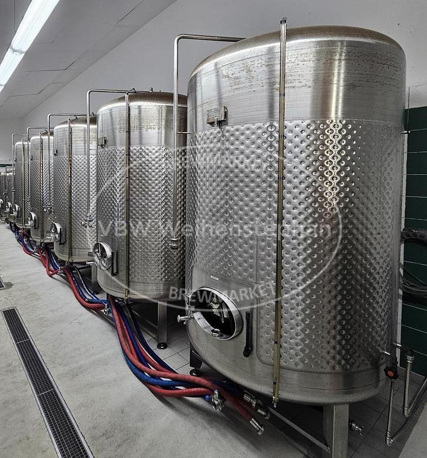 Used storage tanks (5 pcs.)