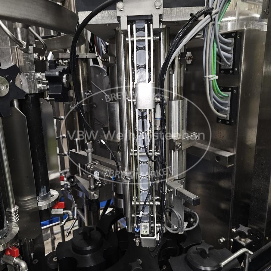 Used Filling line for disposable bottles