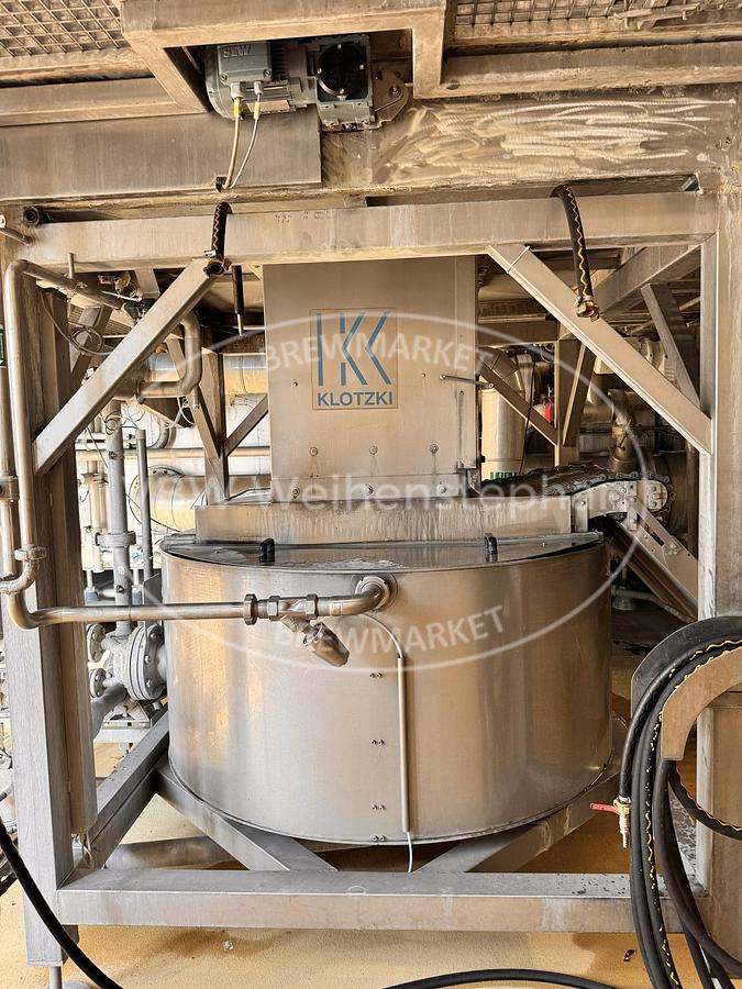 Used Crate washer