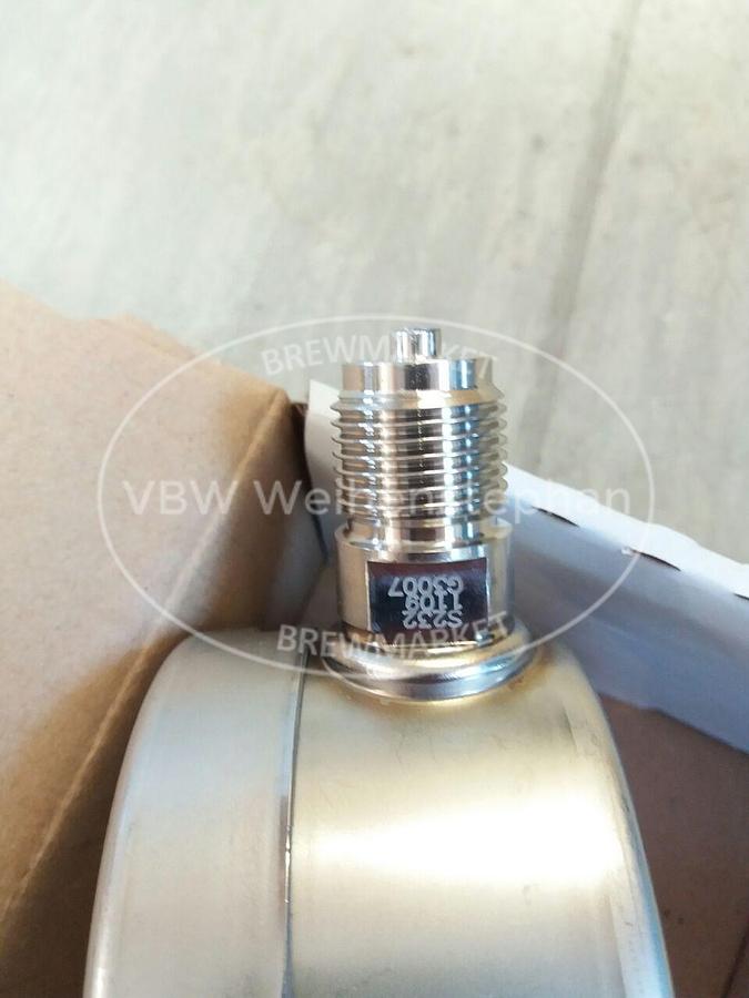 Used bourdon tube pressure gauge