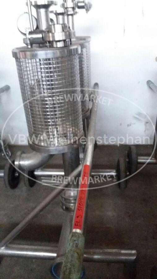 Used blending apparatuses