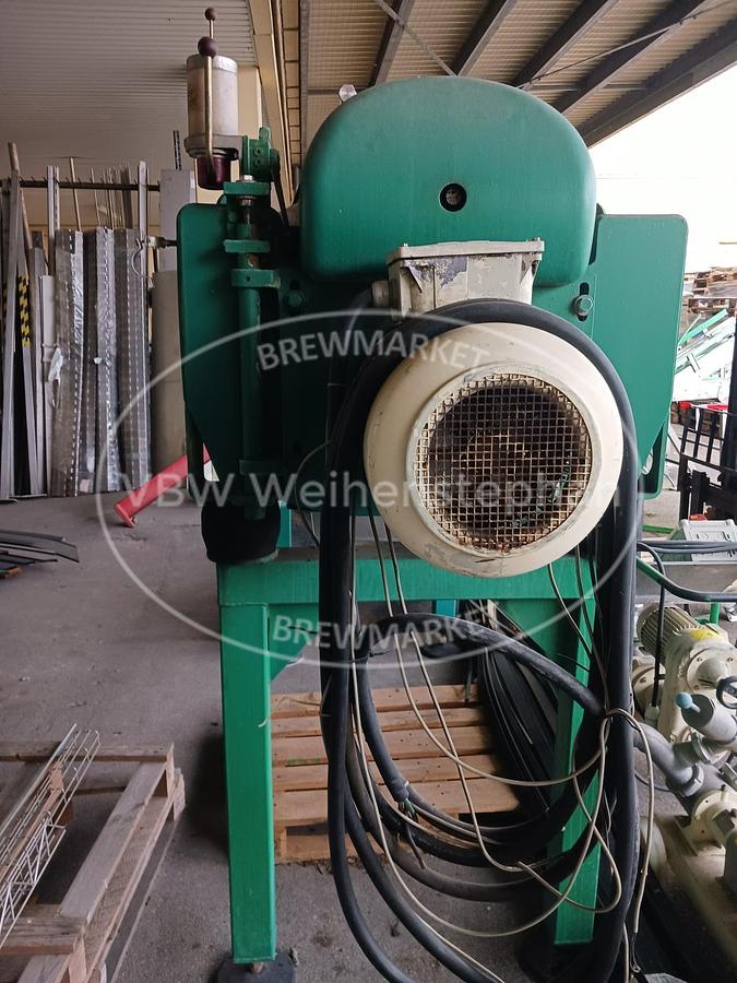 Used decanter centrifuge