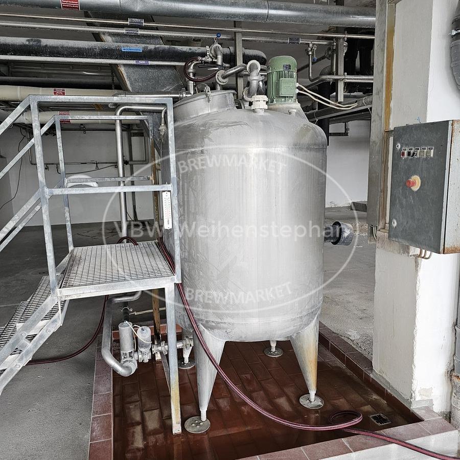 Used Agitated tank for homogenizing diatomaceous earth