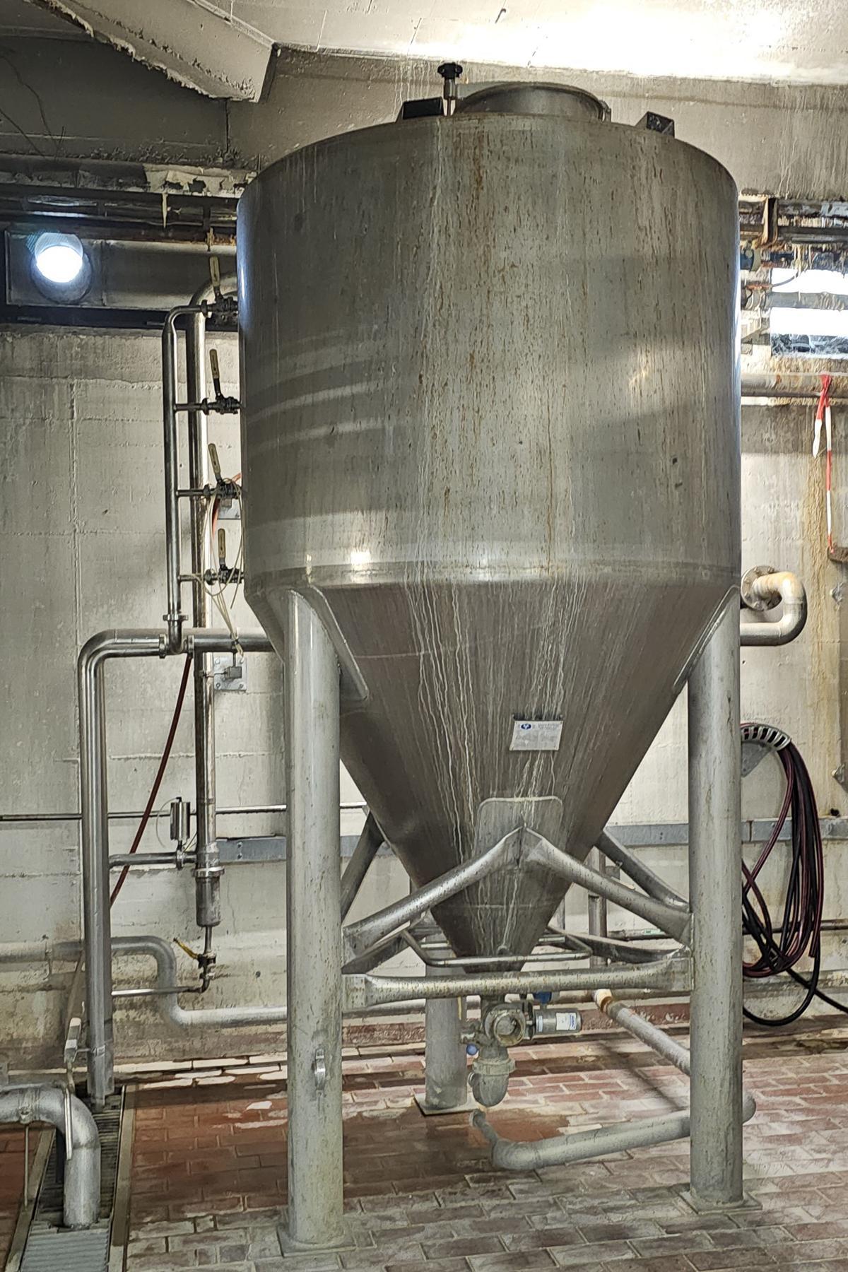 Used Cylindroconical tank