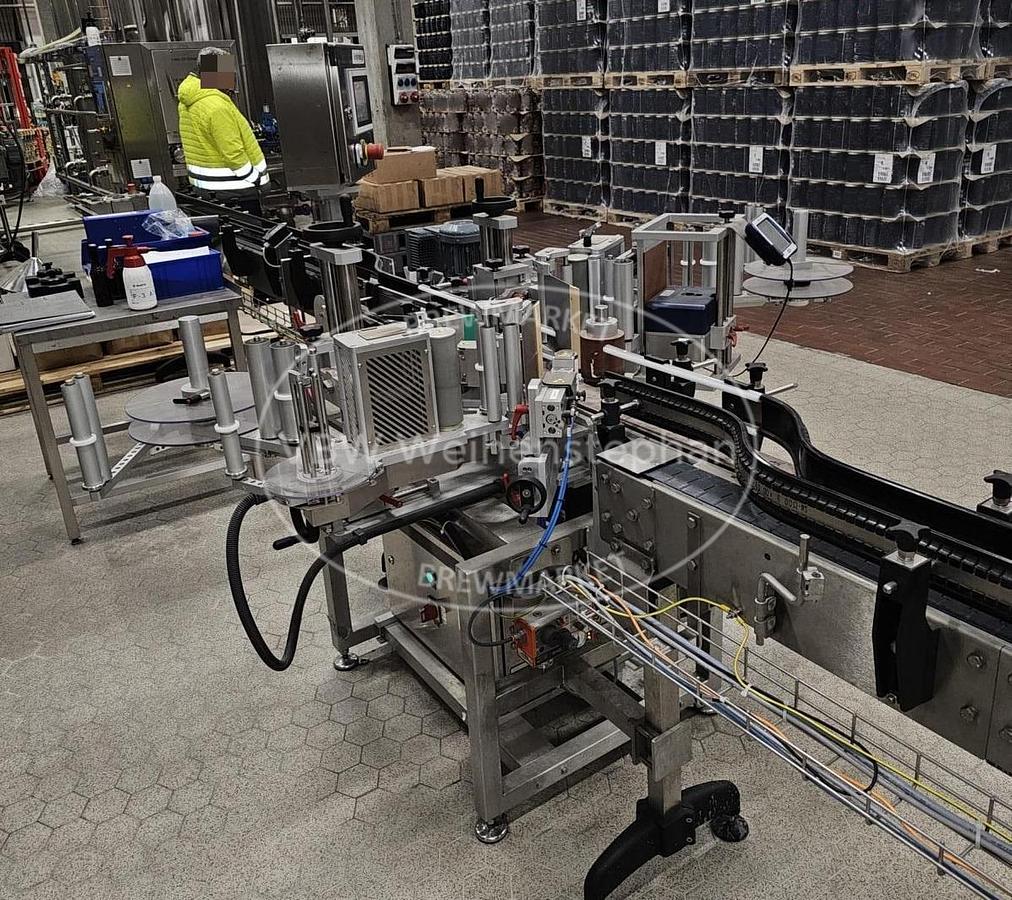 Used Filling line for disposable bottles