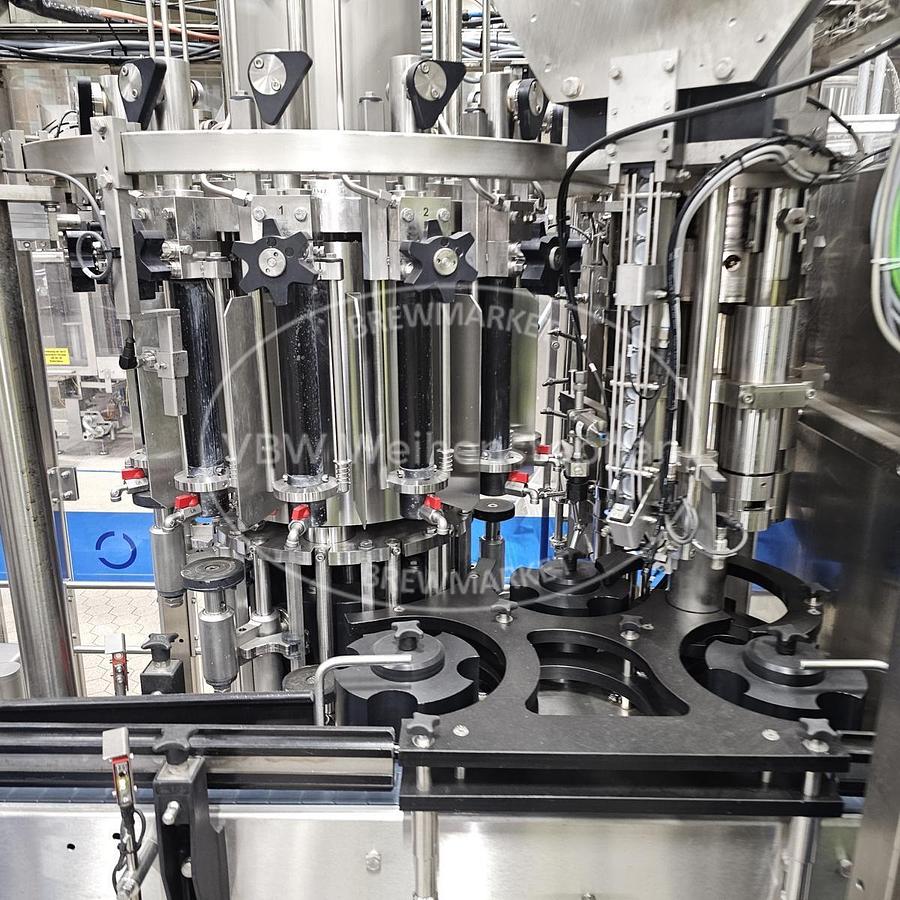 Used Filling line for disposable bottles