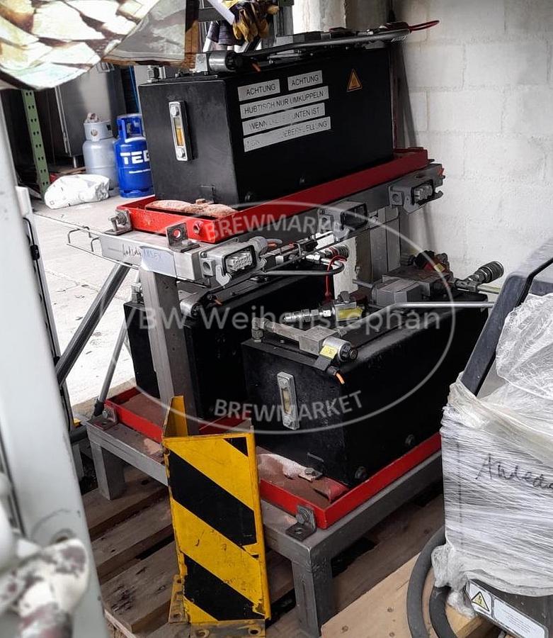 Used Lifting table