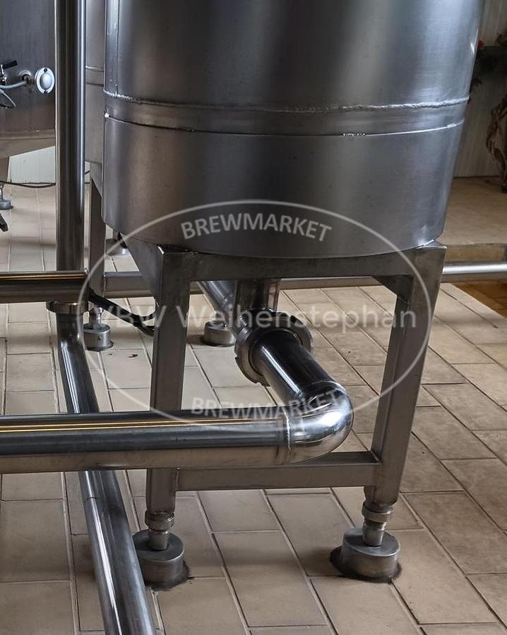Used Hop dosing tanks