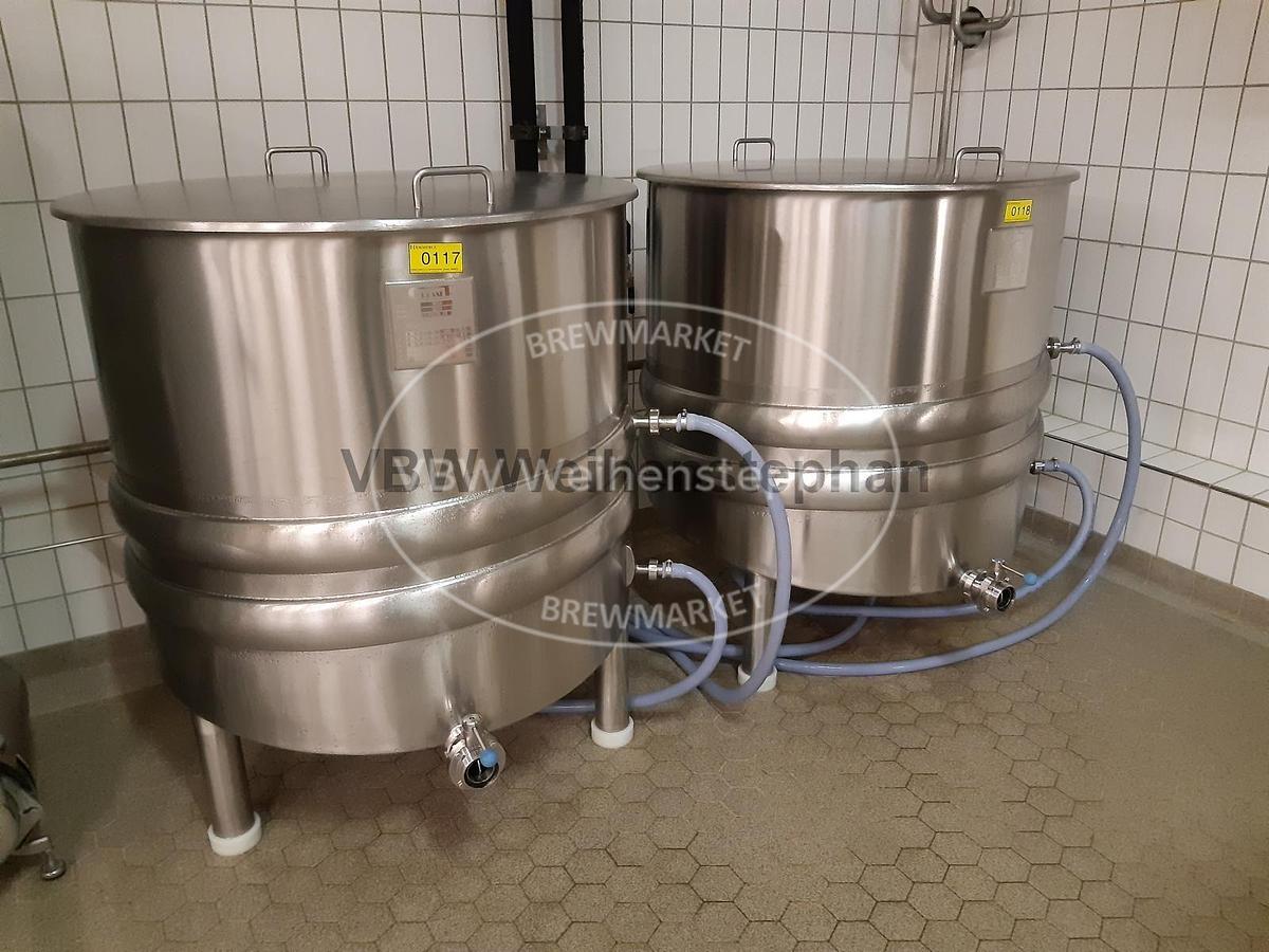 Used yeast tub
