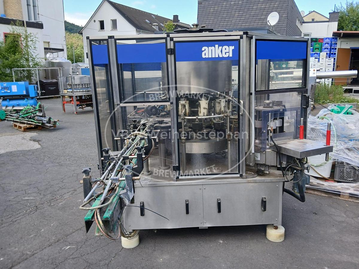 Used labeling machine
