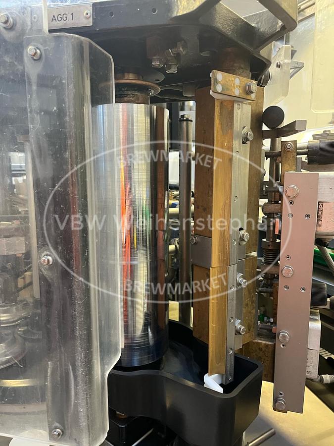 Used labeling machine