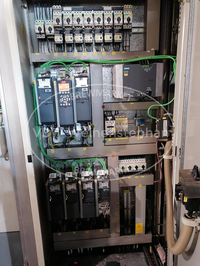 Used free bottle conveyors