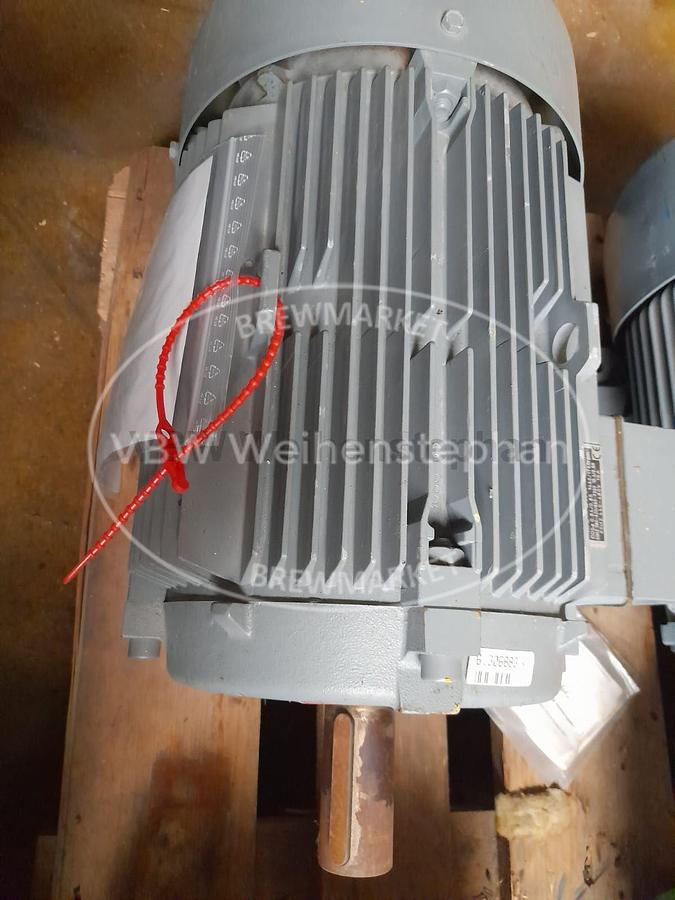Used 3 phase induction motor