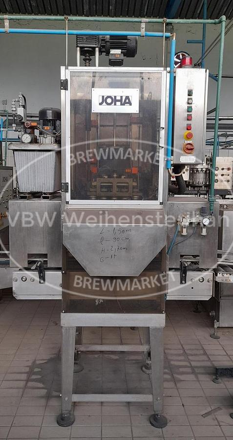 Used bottle unscrewer