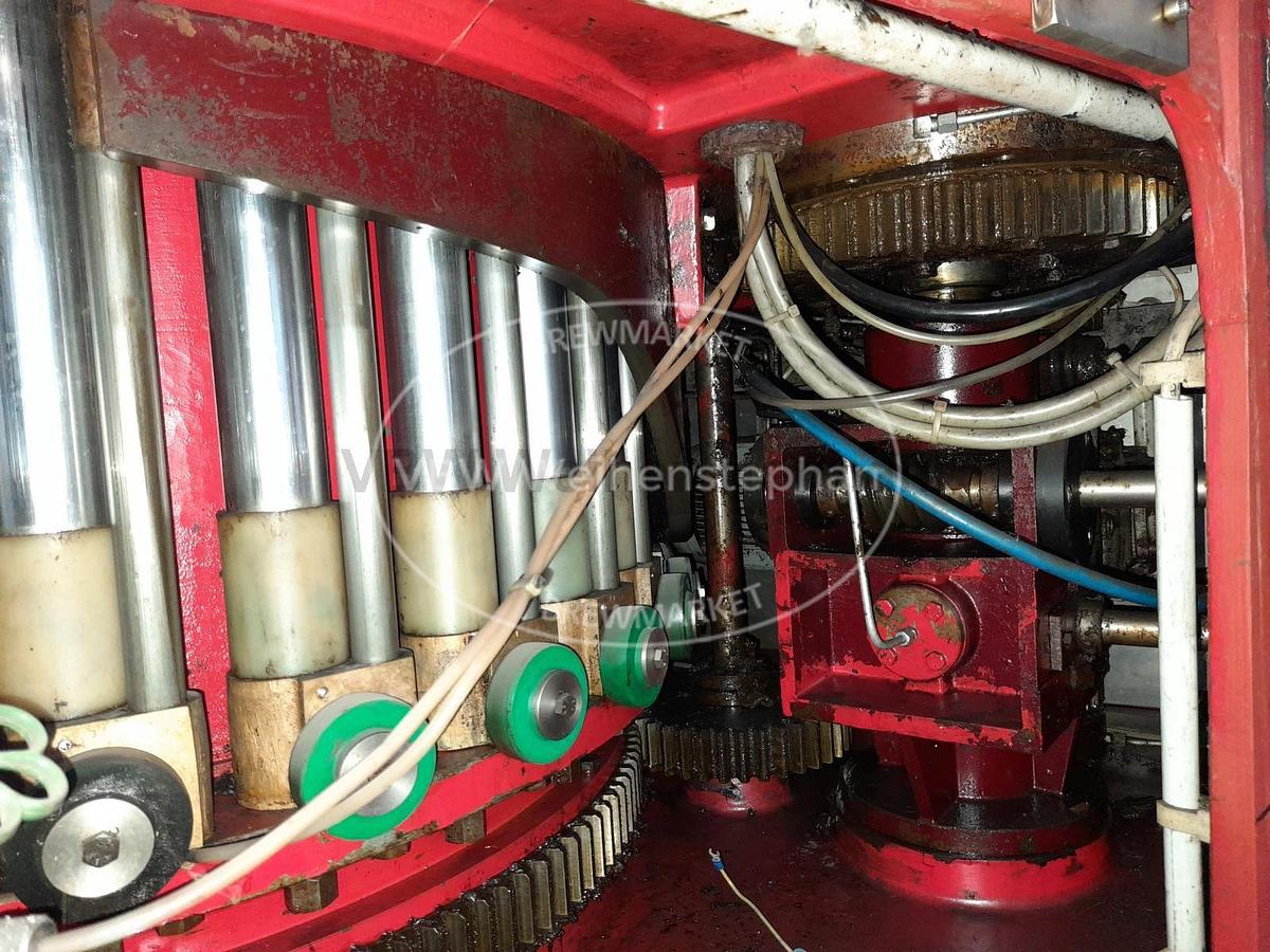 Used Bottle filler and capper