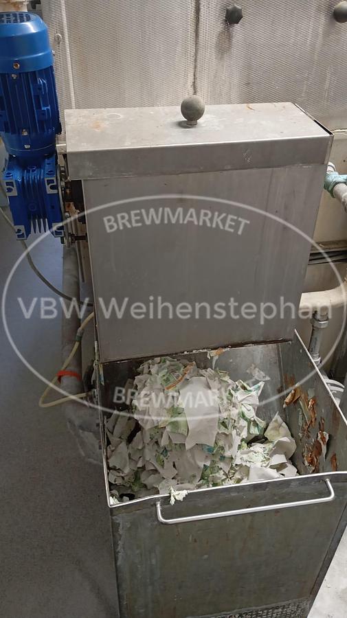 Used glass bottle filling and cleaning plant
