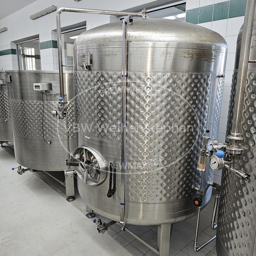 Used Storage tanks (6 pcs.)