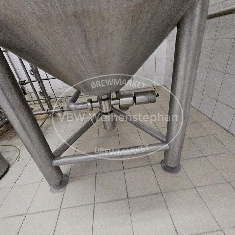Used yeast tank