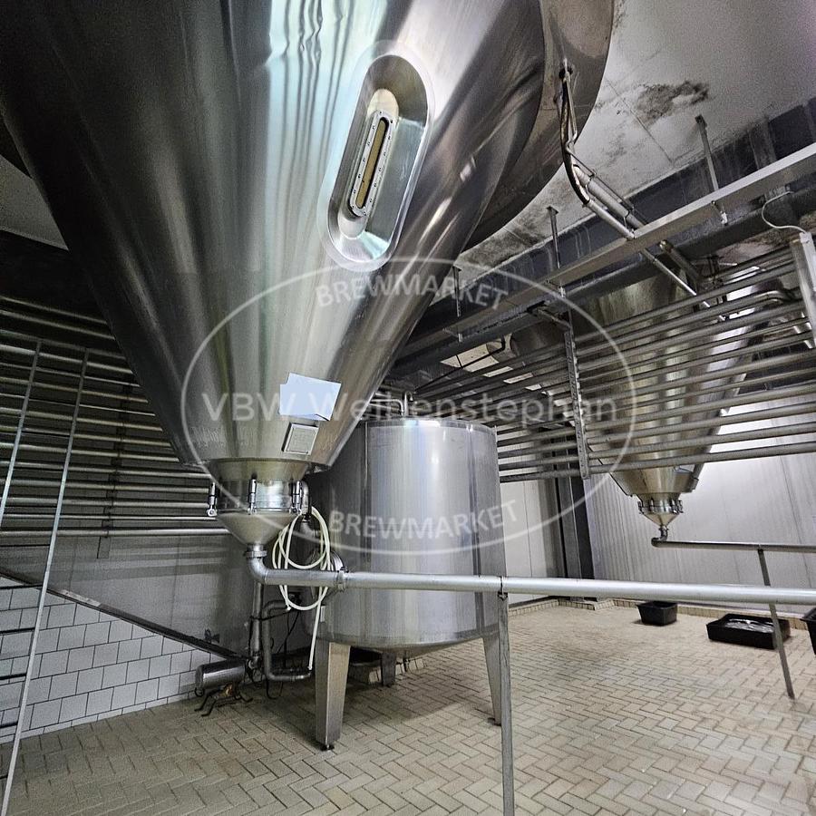 Used Cylindroconical fermentation and storage tanks (6 units)