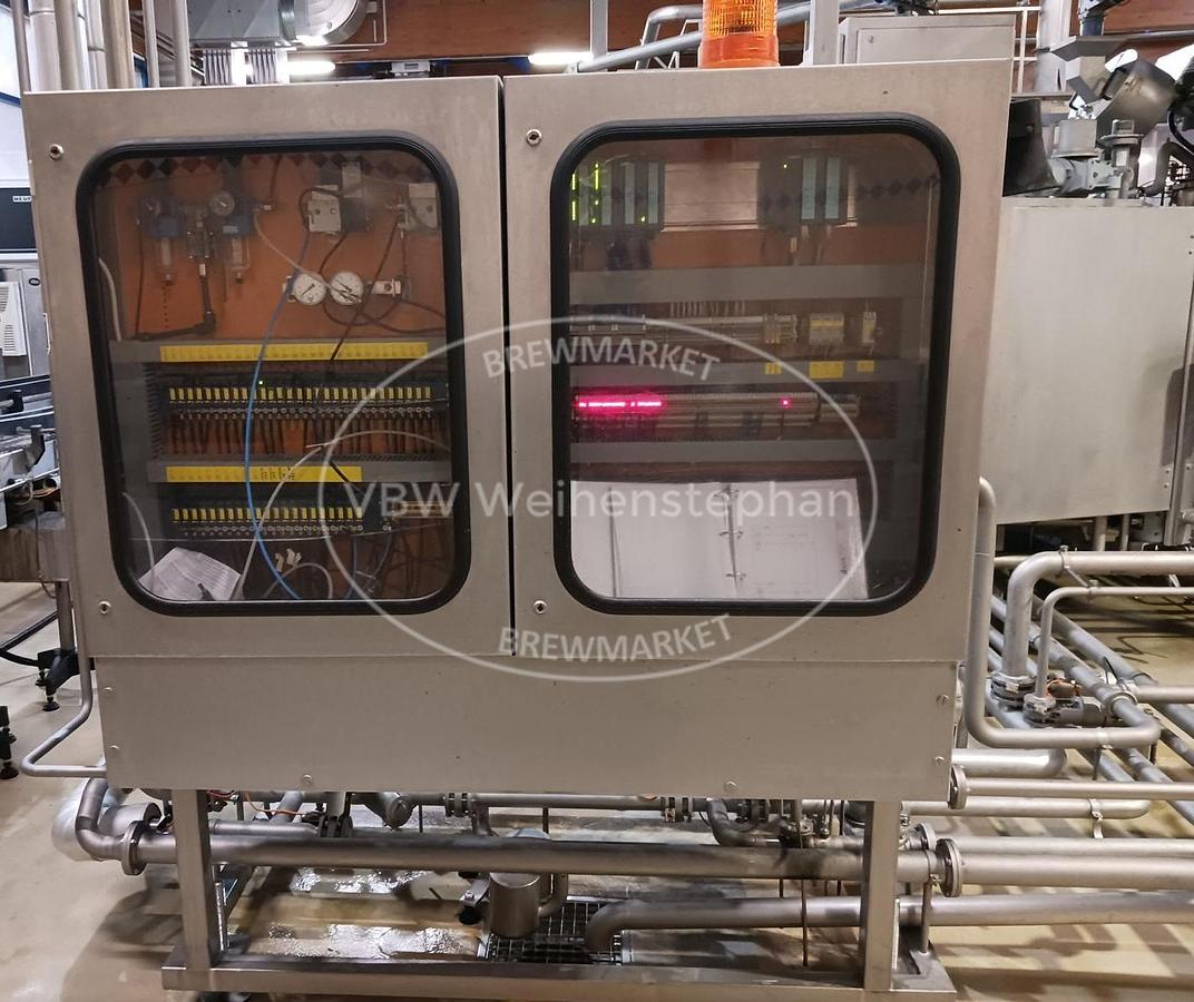 Used Glass bottle filler and capper