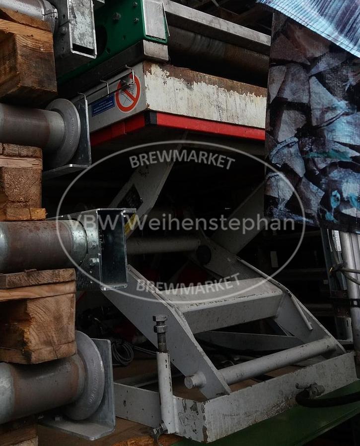 Used Lifting table