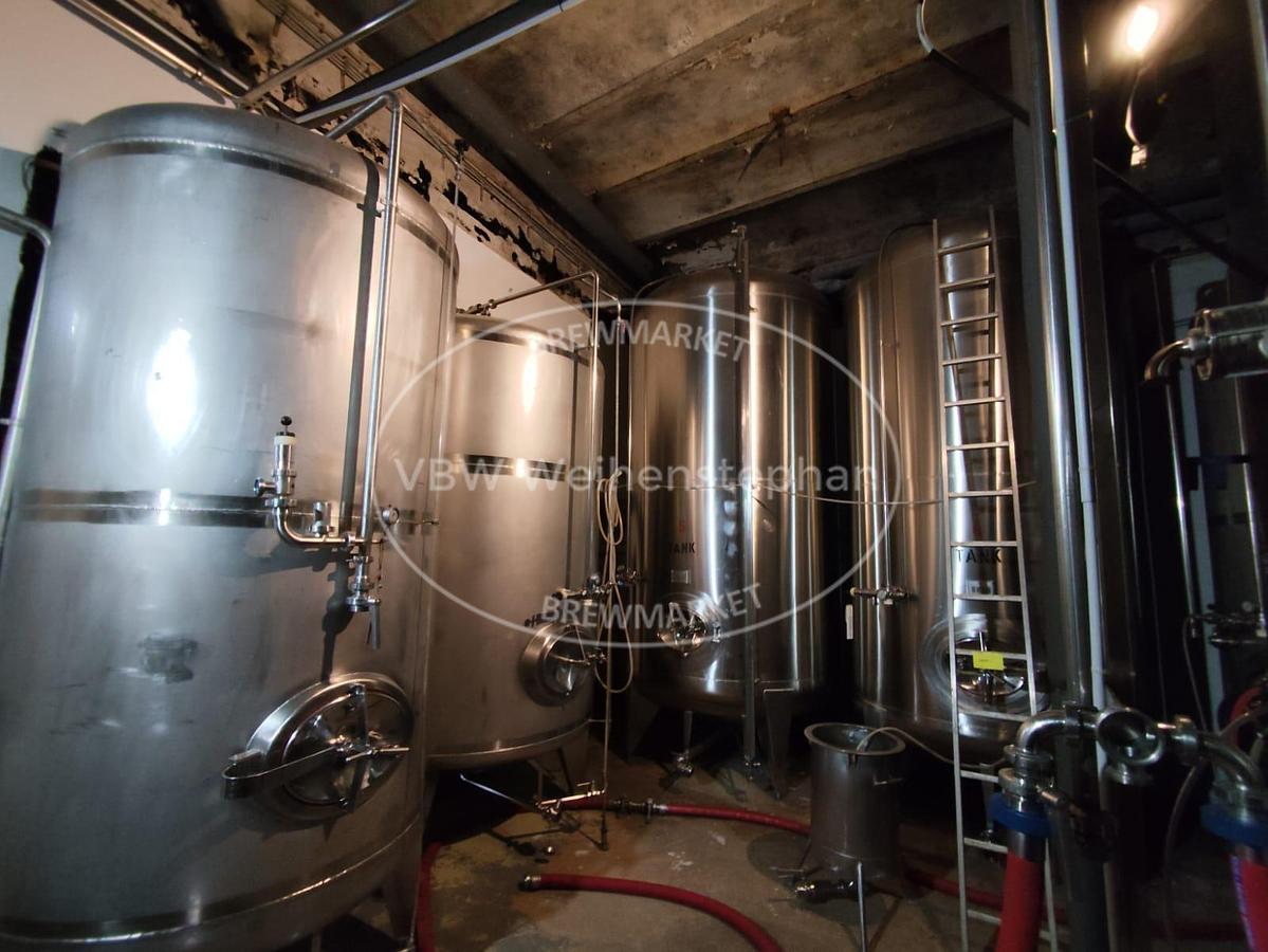 Used pressure tank cellar