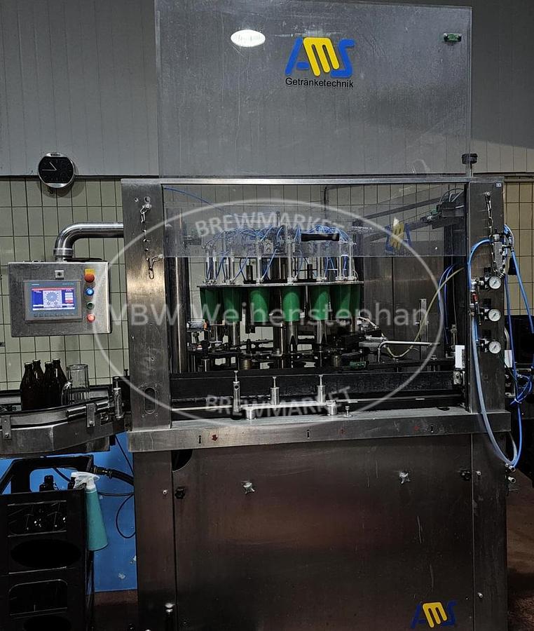 Used nonreturnable glass bottle filling line