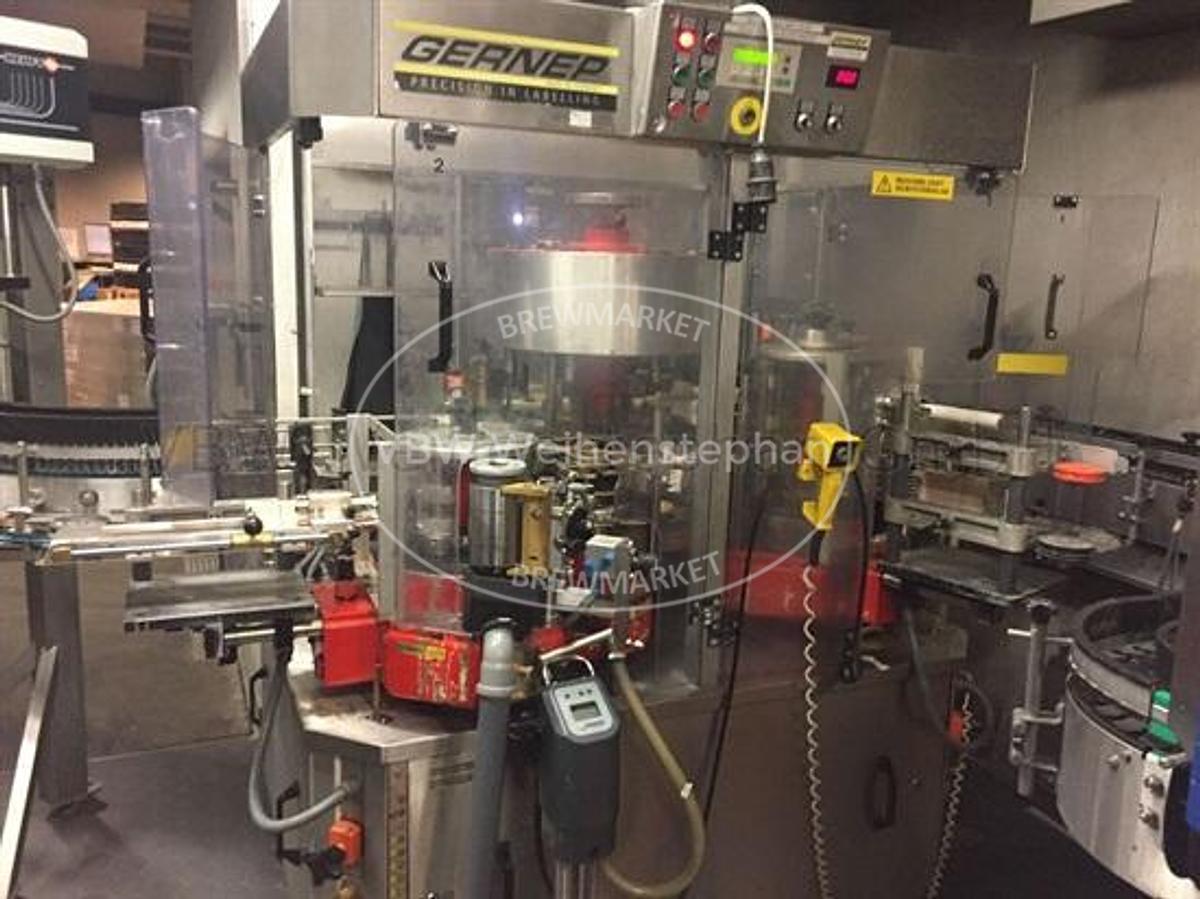 Used bottle labeling machine for swing stopper bottles