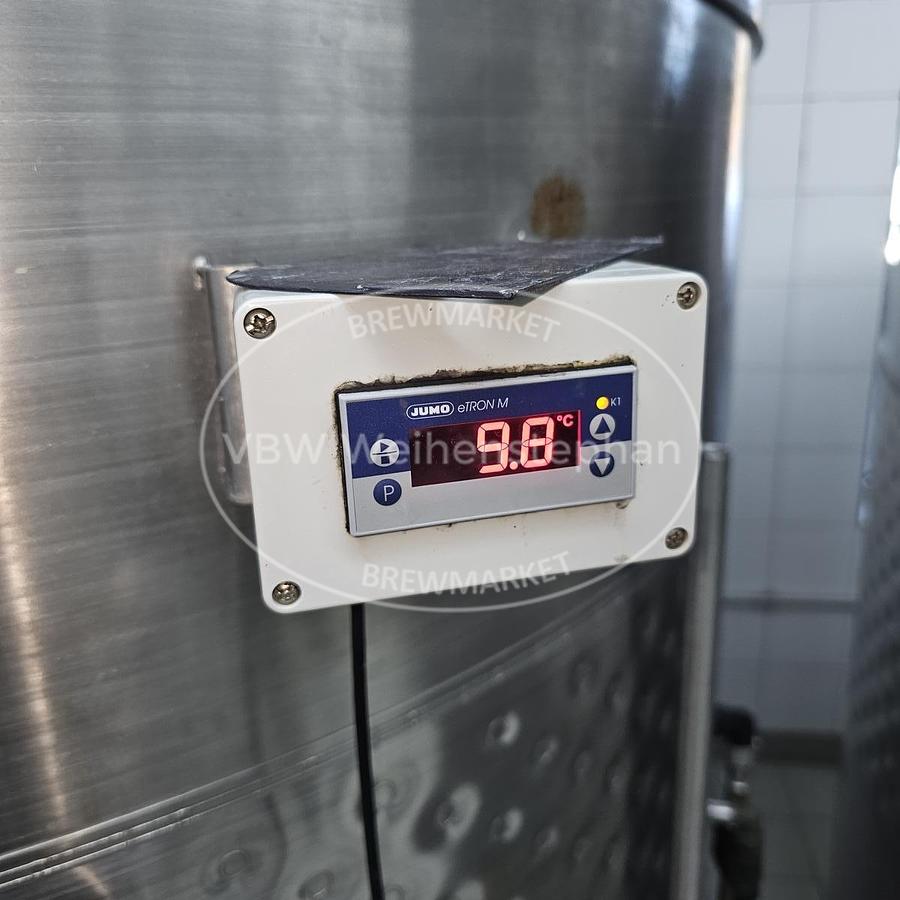 Used Fermenting vats