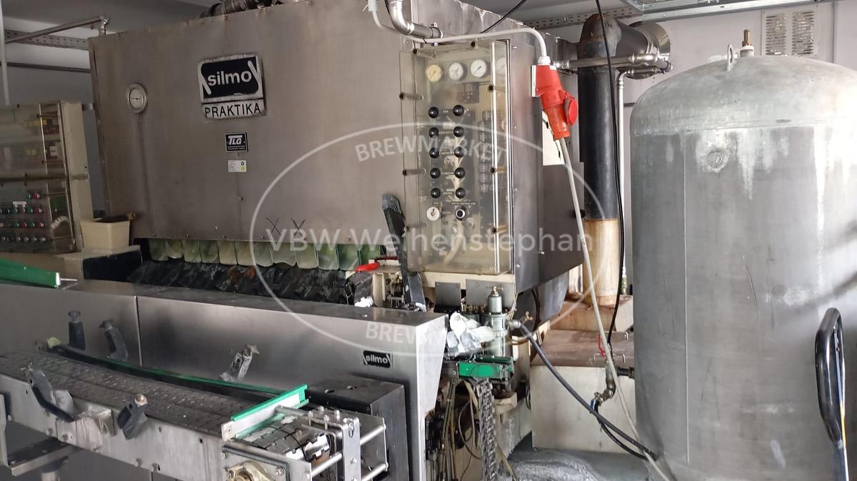 Used glass bottle filling and cleaning plant