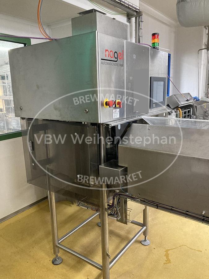 Used empty bottle inspector