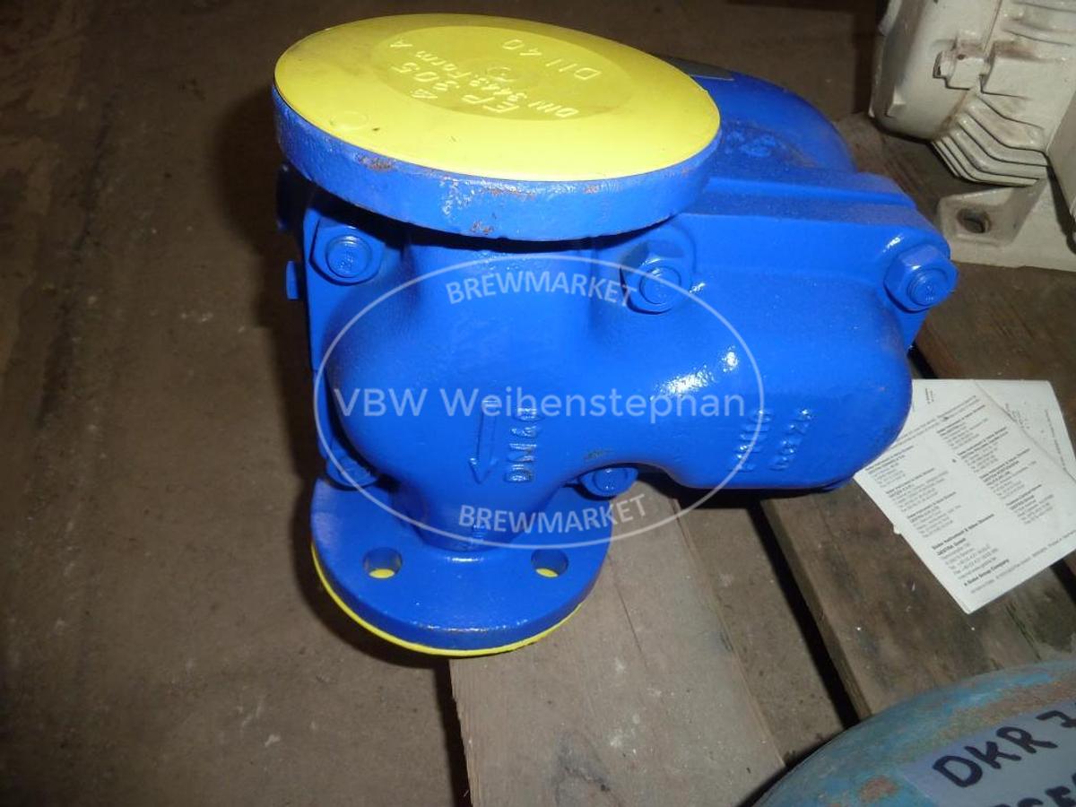 Used float steam trap