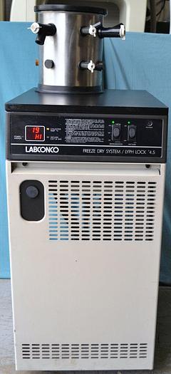 Used Labconco Freeze Dry System / Lyph Lock 4.5 With Alcatel 2010 C1 Vacuum Pump