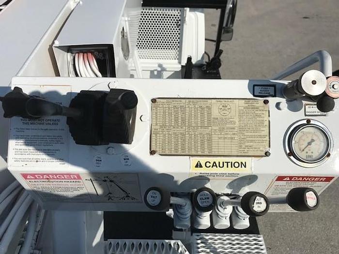 Used 2007 International 4300 Telelect 4045 Digger Derrick - C34114