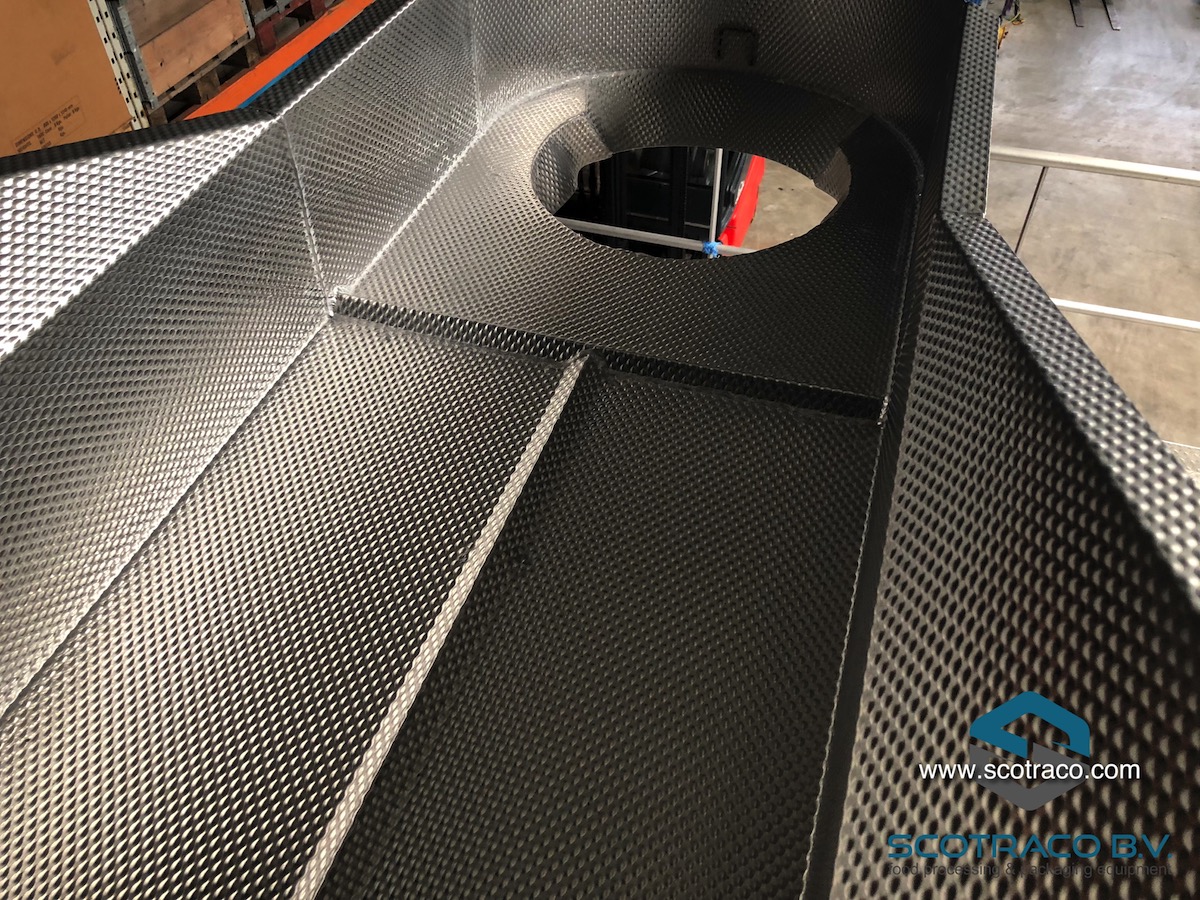 Used Complete weighing and packing line, Yamato sigma 714, Innotech vffs