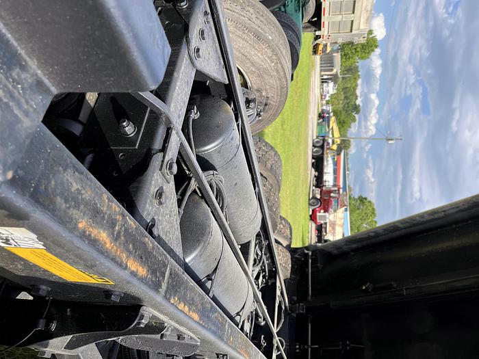 Used 2014 Kenworth T800 Quad-Axle Dump Truck