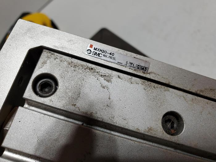 Used SMC Cylinder MXH20-40Z MXH20-40Z (BRB2)