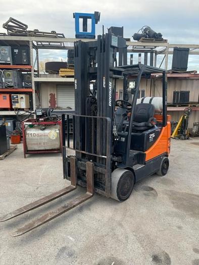 Used 2014 Doosan GC25P-5 Forklift