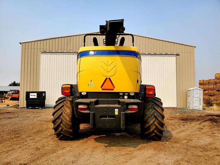 Used 2013 New Holland FR850