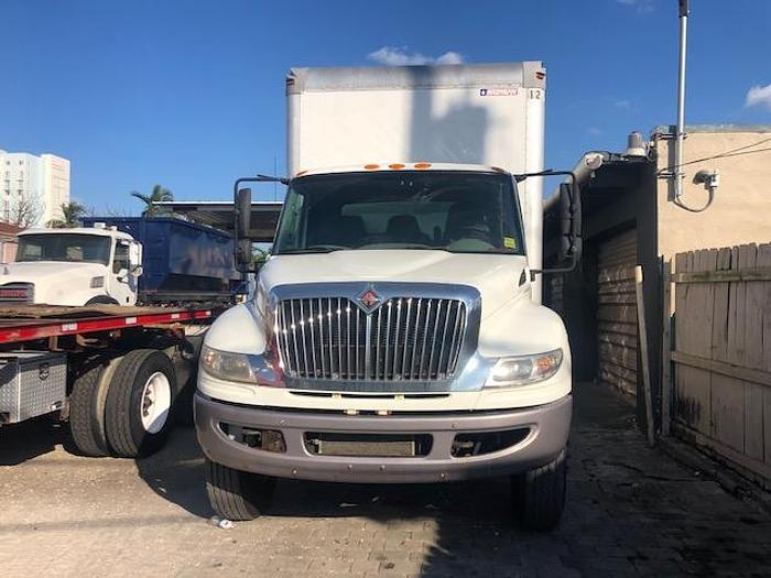 Used 2015 INTERNATIONAL 4300 DRY BOX TRUCK 24 FT for Sale at Almena...