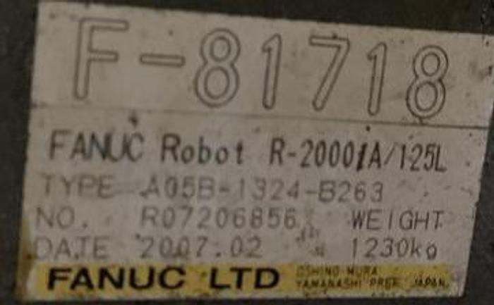 Used FANUC R2000iA/125L 6 AXIS CNC ROBOTS WITH RJ3iB CONTROLLERS