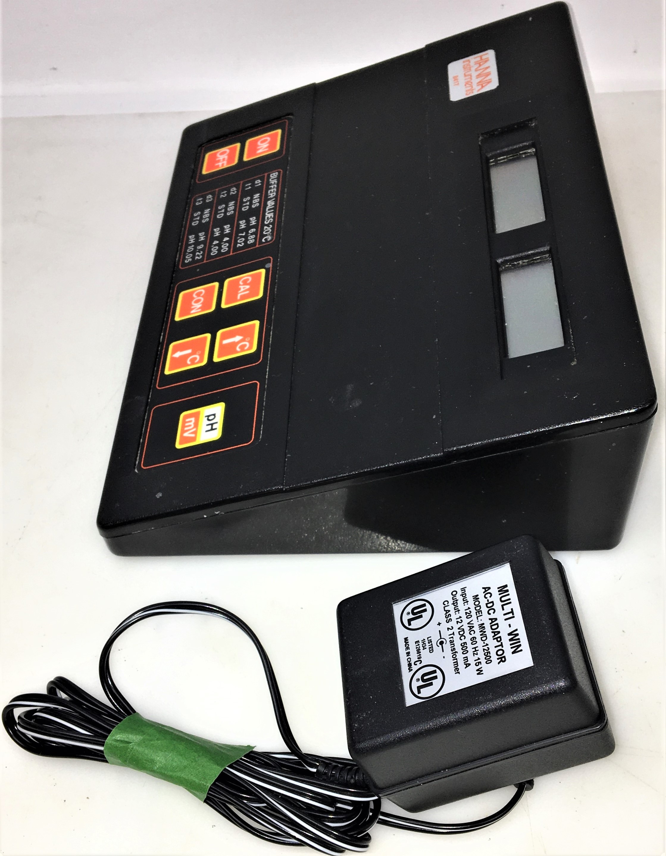 Used Hanna HI 8417 Benchtop pH Meter