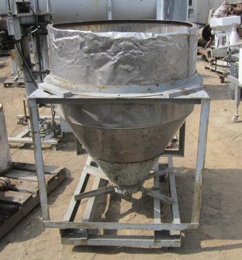 Used Hopper, 20 CF, Stainless Steel, 39" x 22", 60 Degree Cone, Carbon Steel Frame #S738421