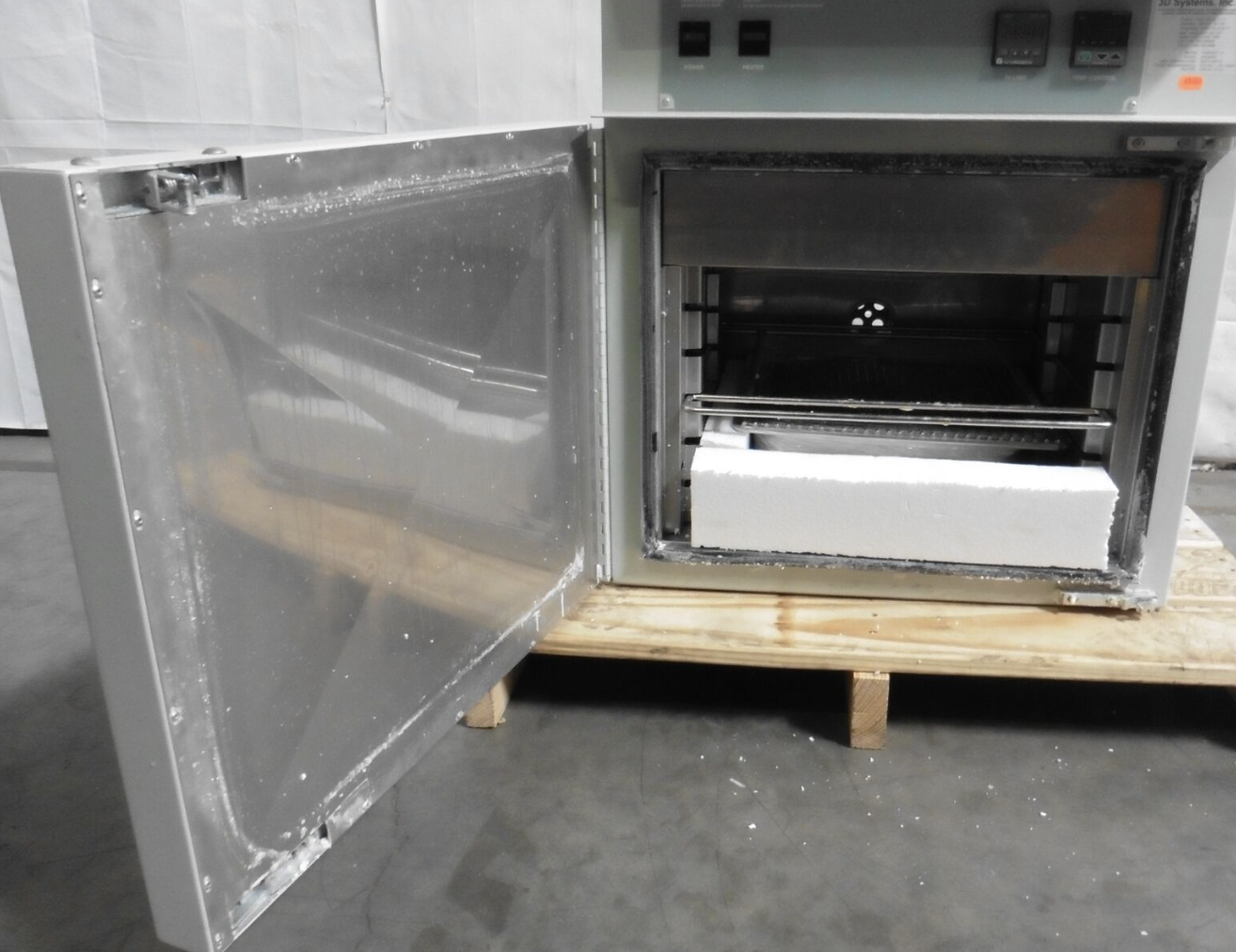 Used 3D Systems InVision si2 3D Printer & InVision Finisher 1-A