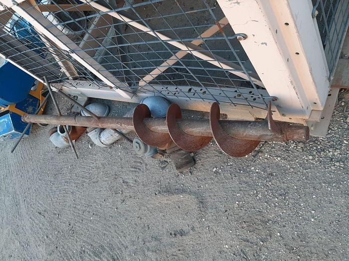 Used Hopper, Dump, 60 CF, 2 CY, C/st, Auger Discharge #S744874