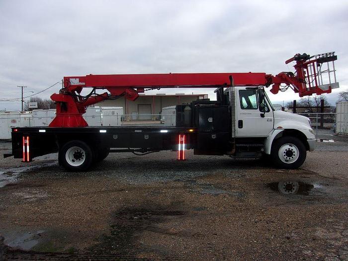Used 2007 International 4400 Skyhoist RX87 Sign Crane - M26707