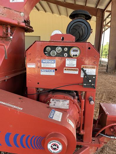 Used 2003 Morbark 2400 Hurricane chipper